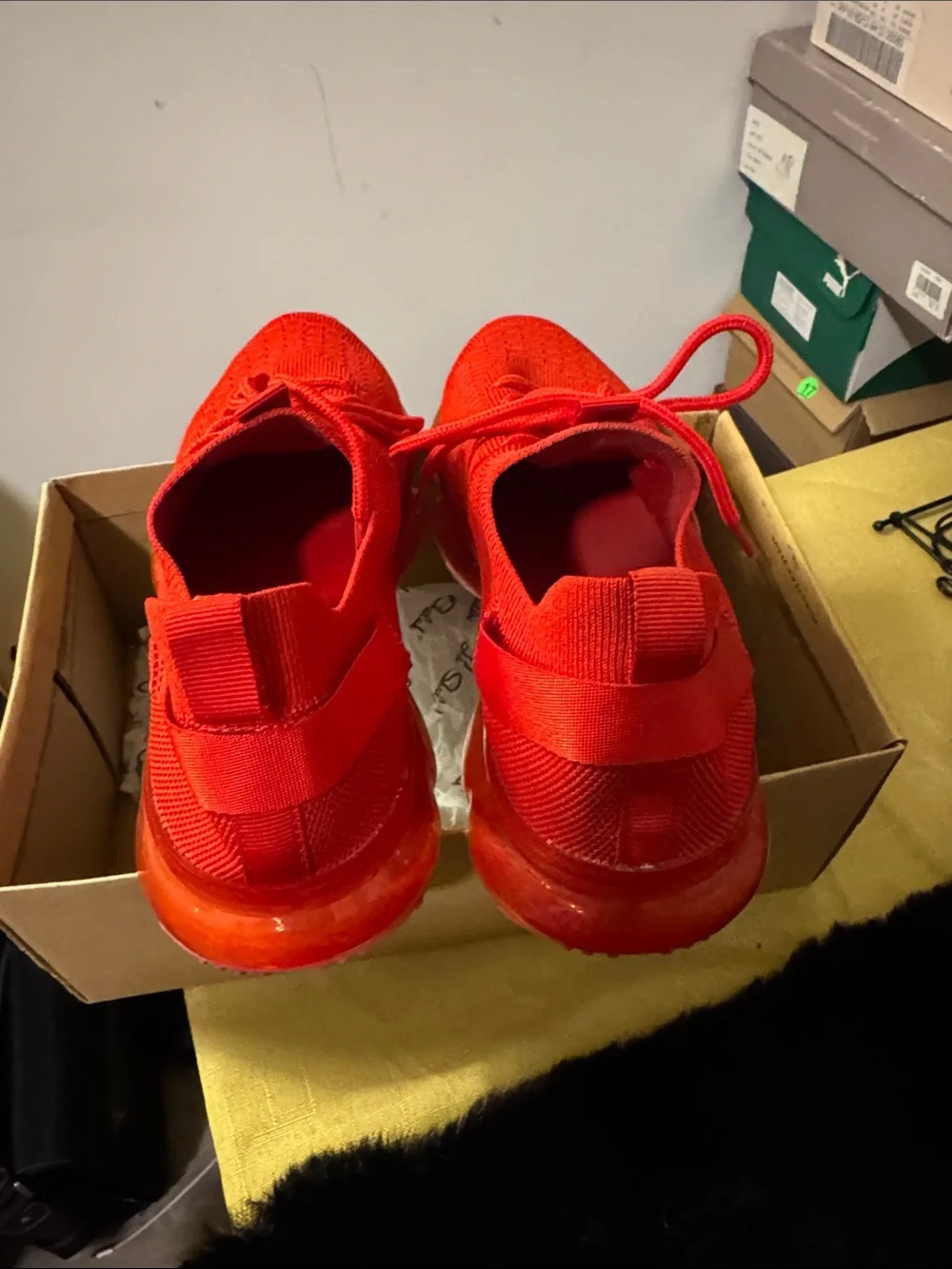 Men's Red Knit Athletic Sneakers